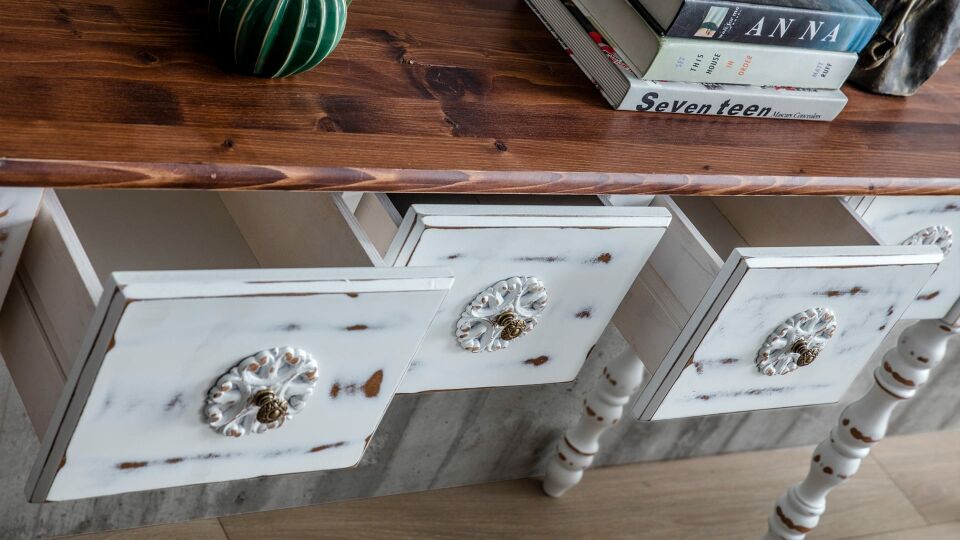 Salt Dresuar 4 Çekmeceli Beyaz