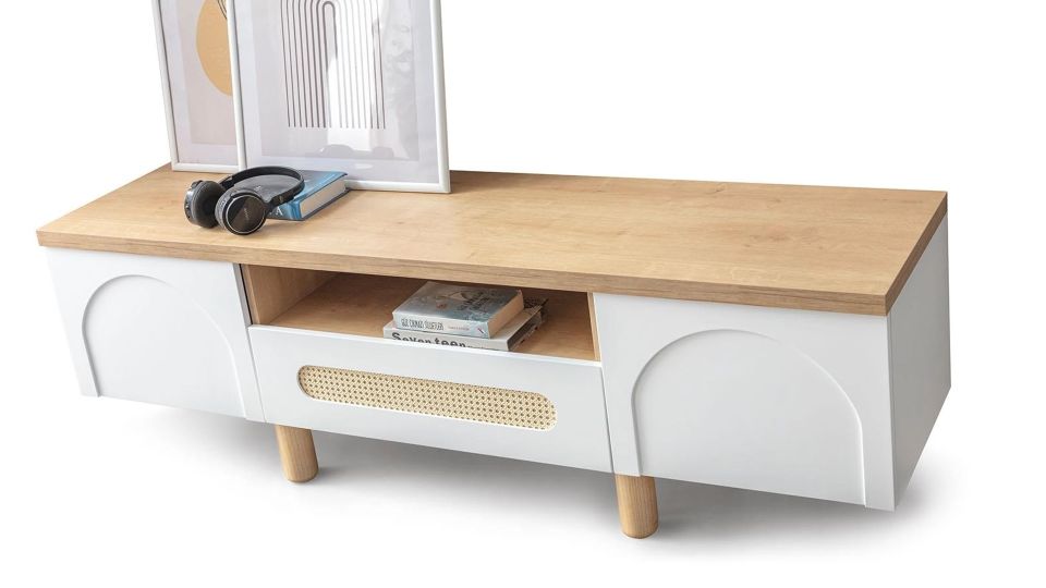 Logo Beyaz Tv Sehpası