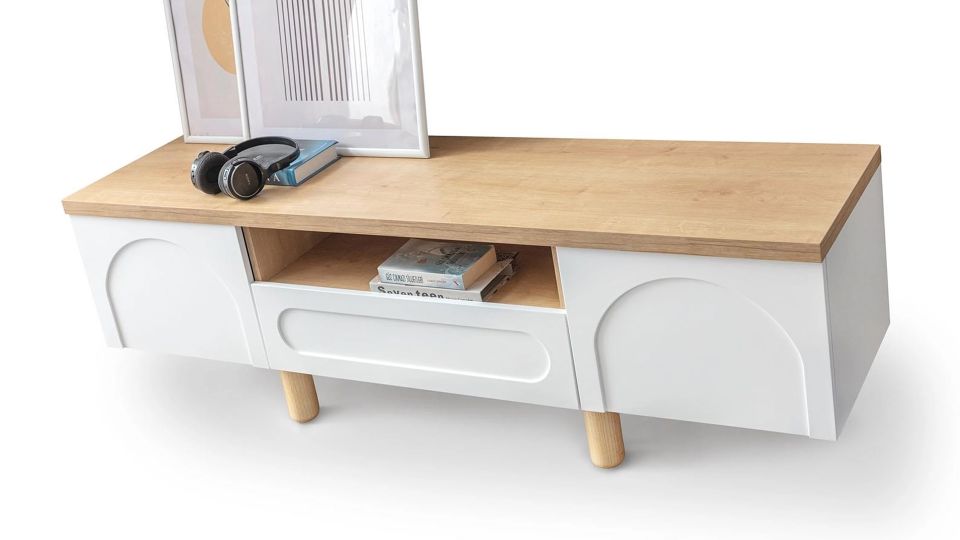 Logo Beyaz Tv Sehpası