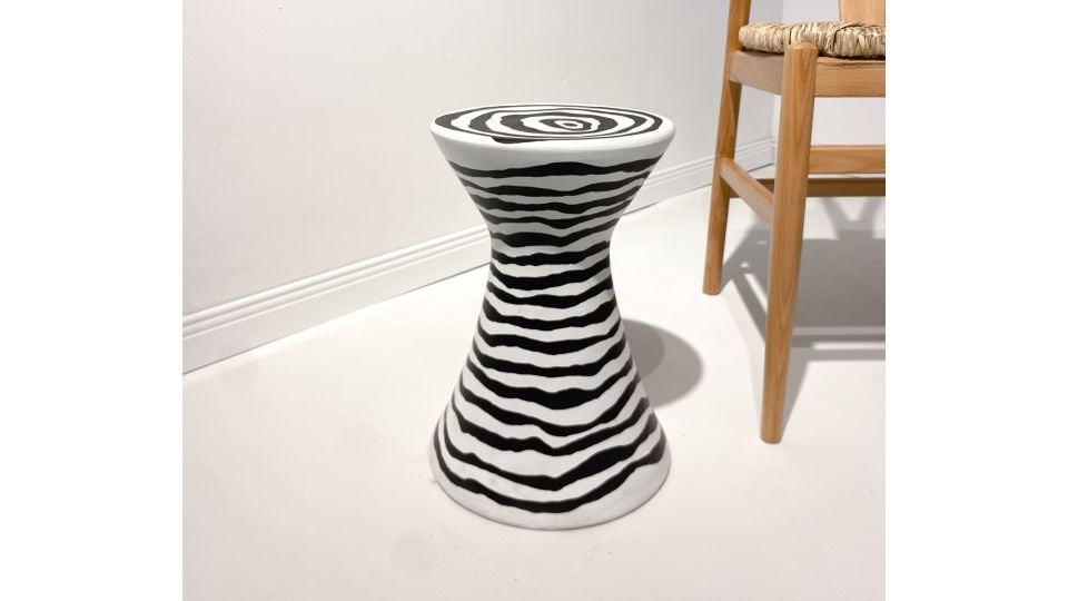 Luna Seramik Sehpa Siyah Beyaz Çizgili