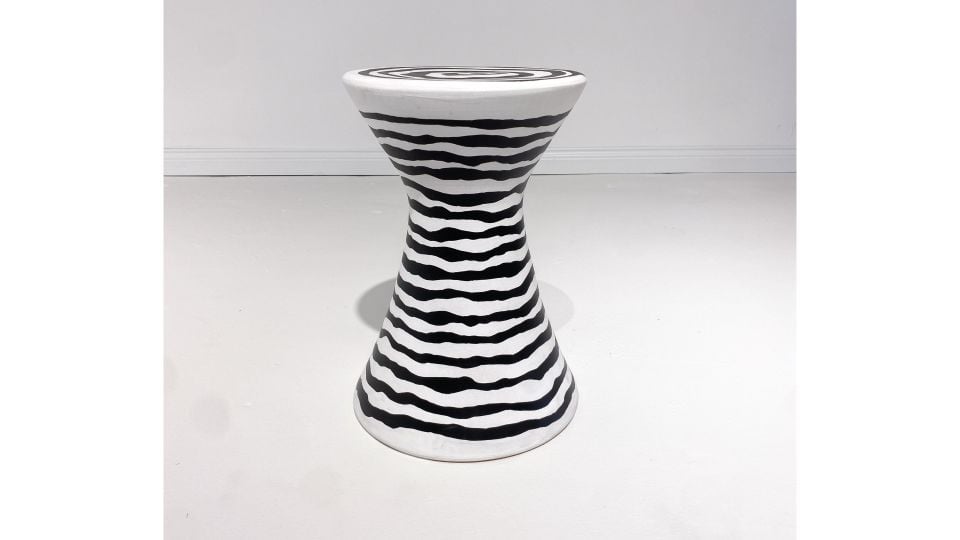 Luna Seramik Sehpa Siyah Beyaz Çizgili